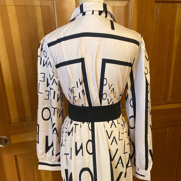 New, Women’s Elegant Apricot Colored Lavishly Paris Maxi Dress. - Picture 8 of 12